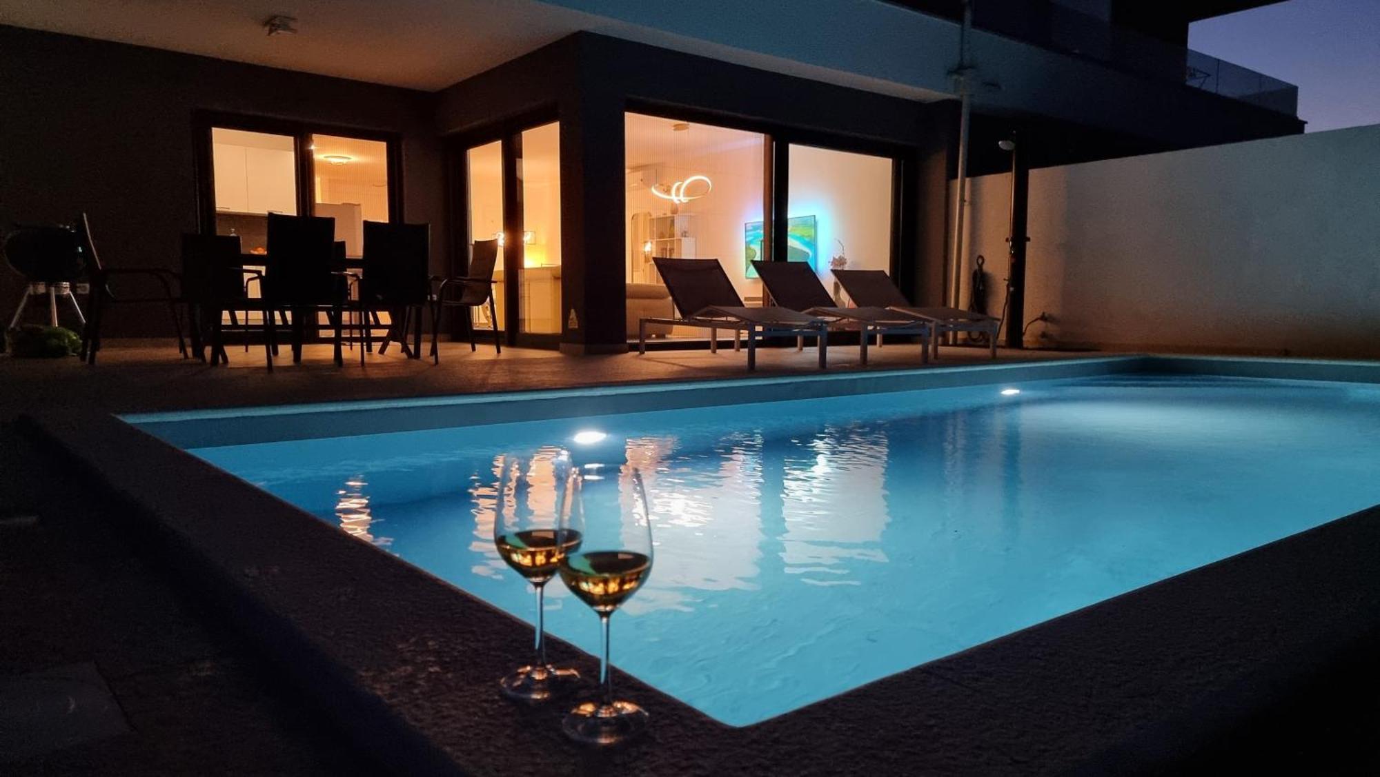 Luxury Adria With Private Pool And Sea View Vinjerac