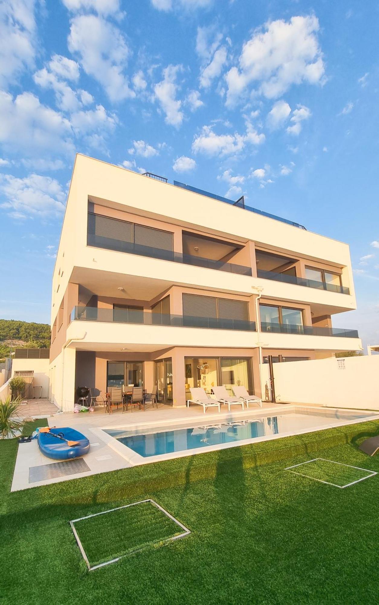 Apartment Luxury Adria With Private Pool And Sea View